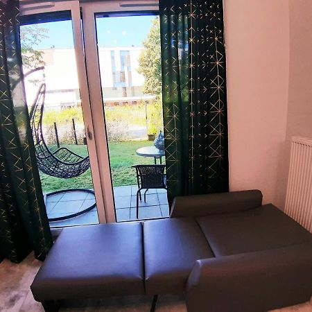 Na Grobli 20 Apartament Z Ogrodkiem Wrocław Buitenkant foto