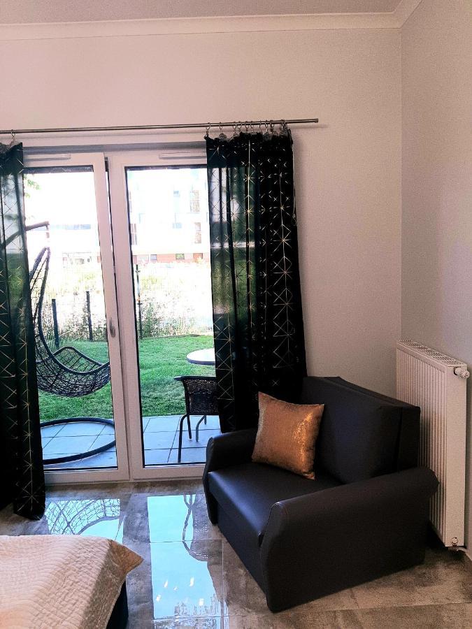 Na Grobli 20 Apartament Z Ogrodkiem Wrocław Buitenkant foto