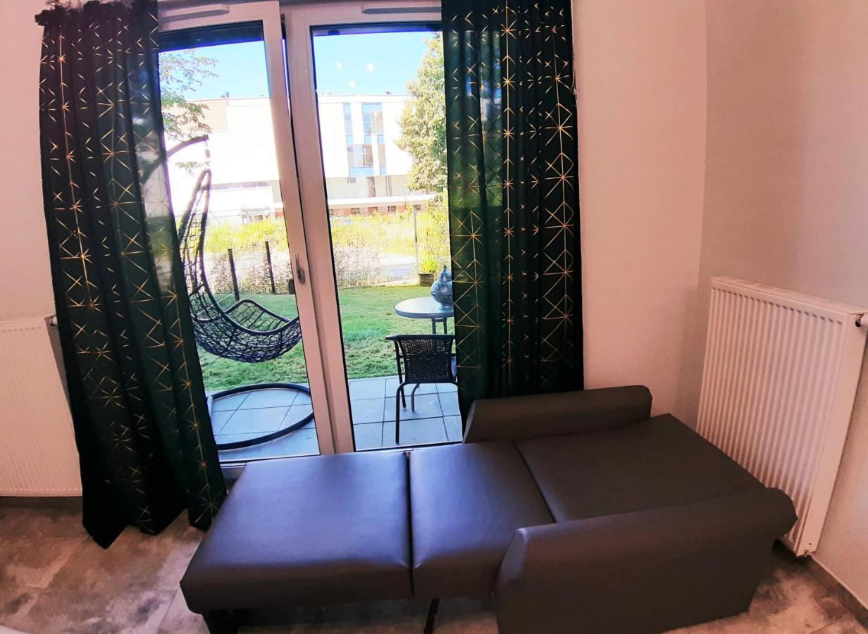Na Grobli 20 Apartament Z Ogrodkiem Wrocław Buitenkant foto