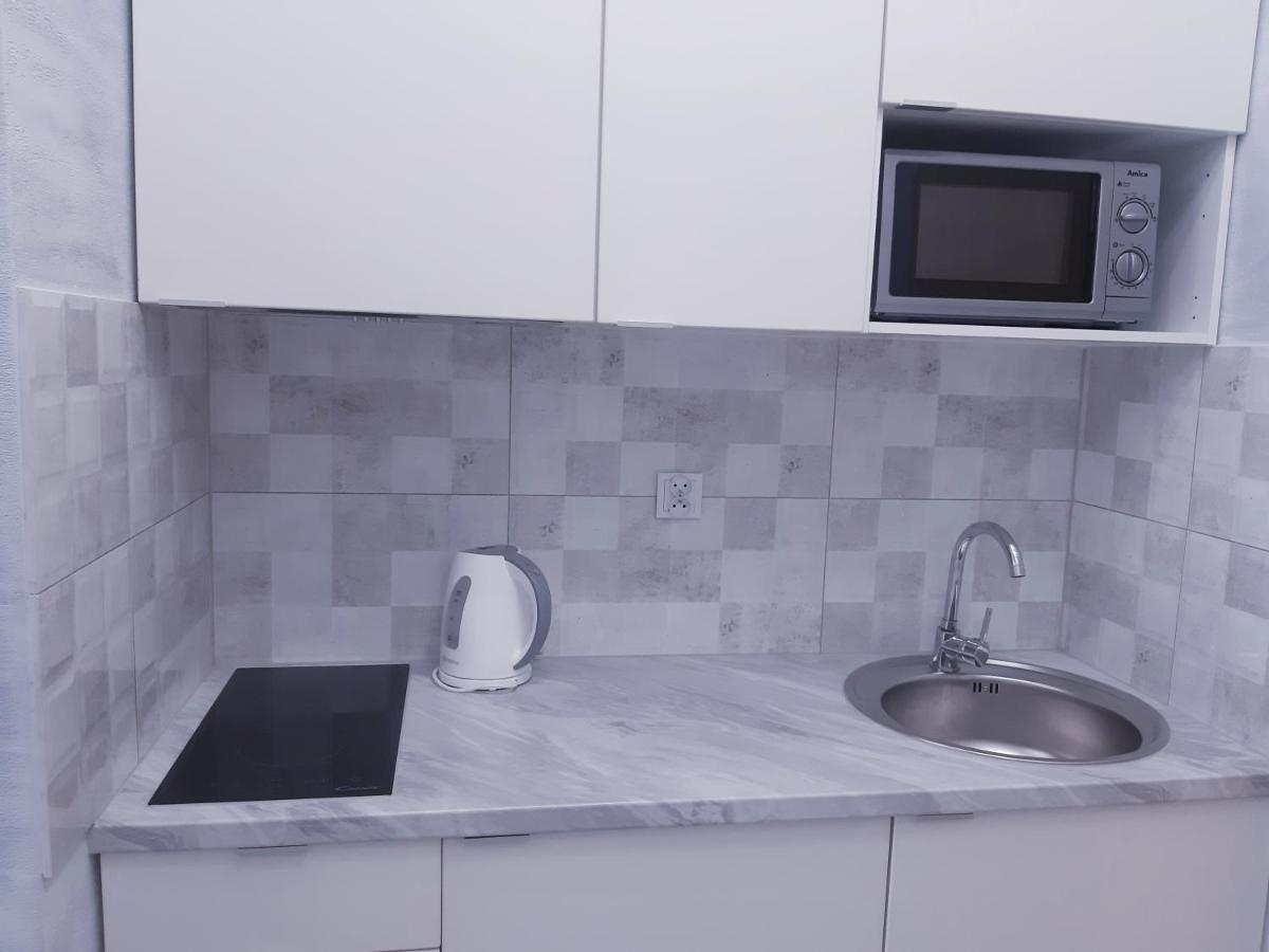 Na Grobli 20 Apartament Z Ogrodkiem Wrocław Buitenkant foto